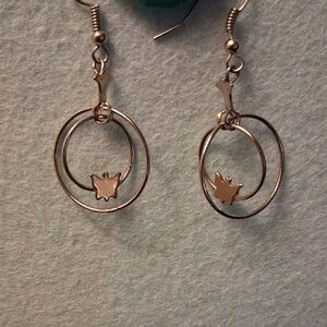 CROSSED HOOP BUTTERFLY EARRINGS